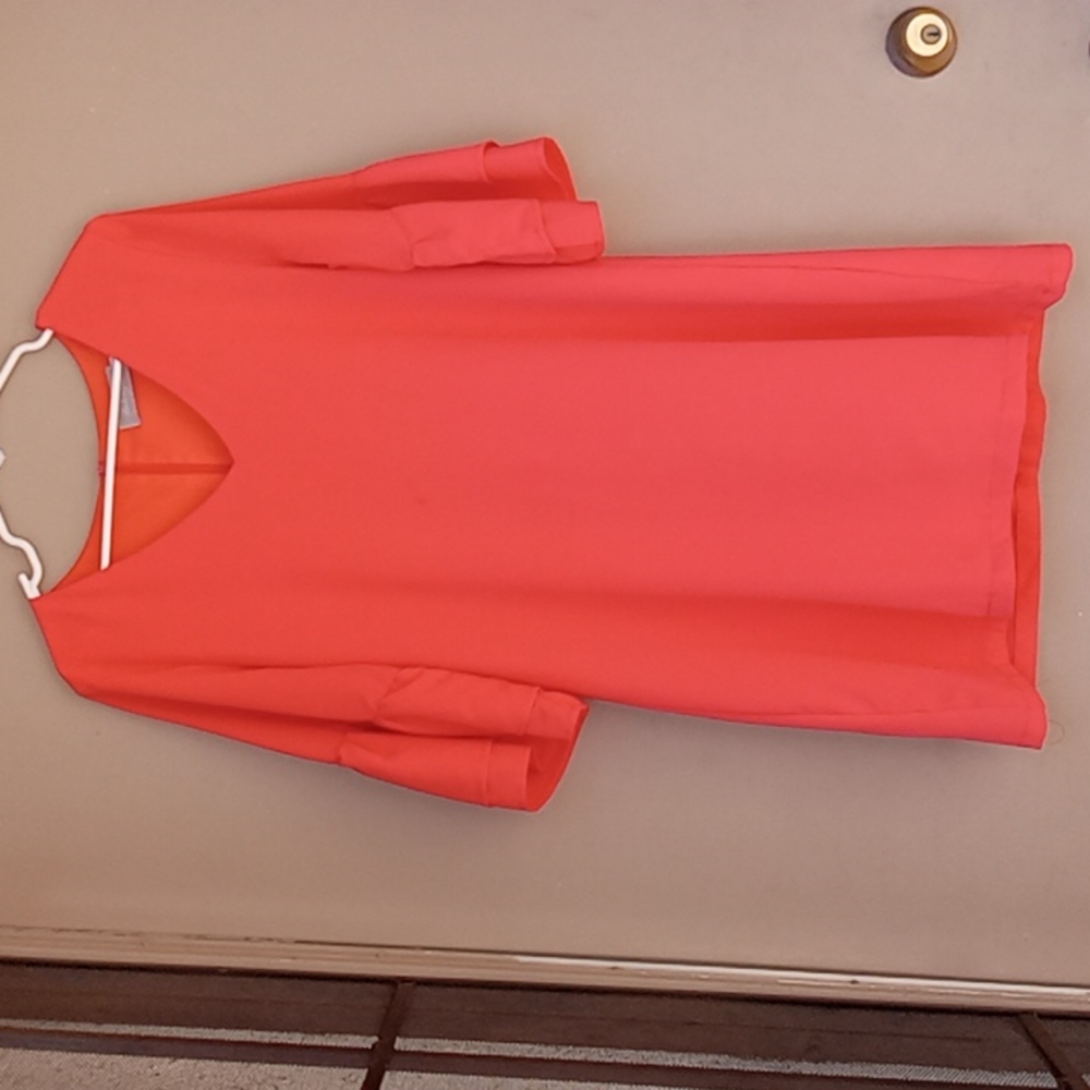 BELONGSCI ORANGE DRESS SIZE MEDIUM